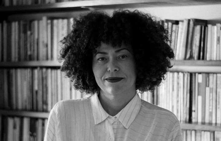 Portrait of writer Luciany Aparecida.